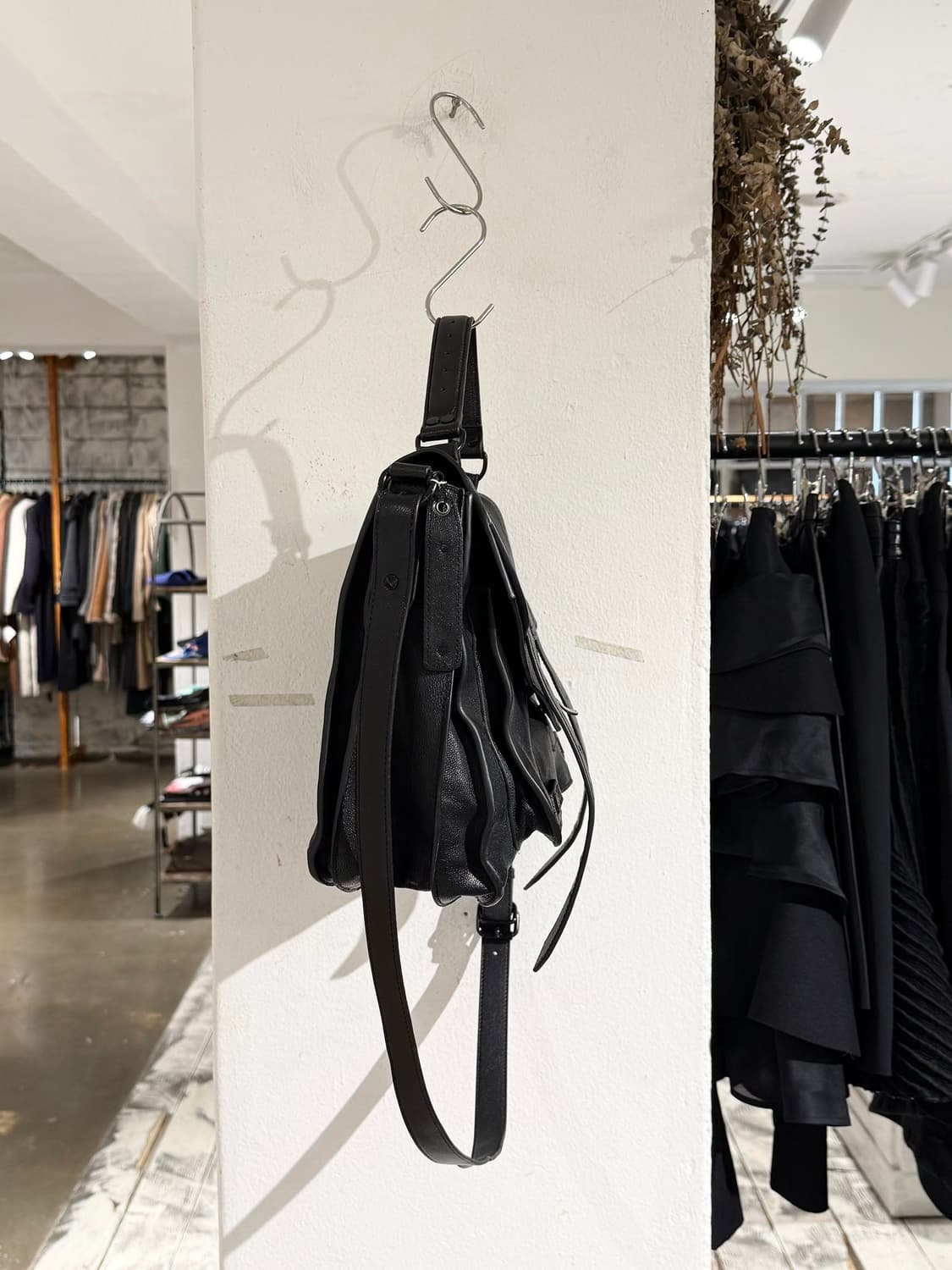 프로엔자 슐러 블랙 미디움 PS1 토트백 상품이미지3