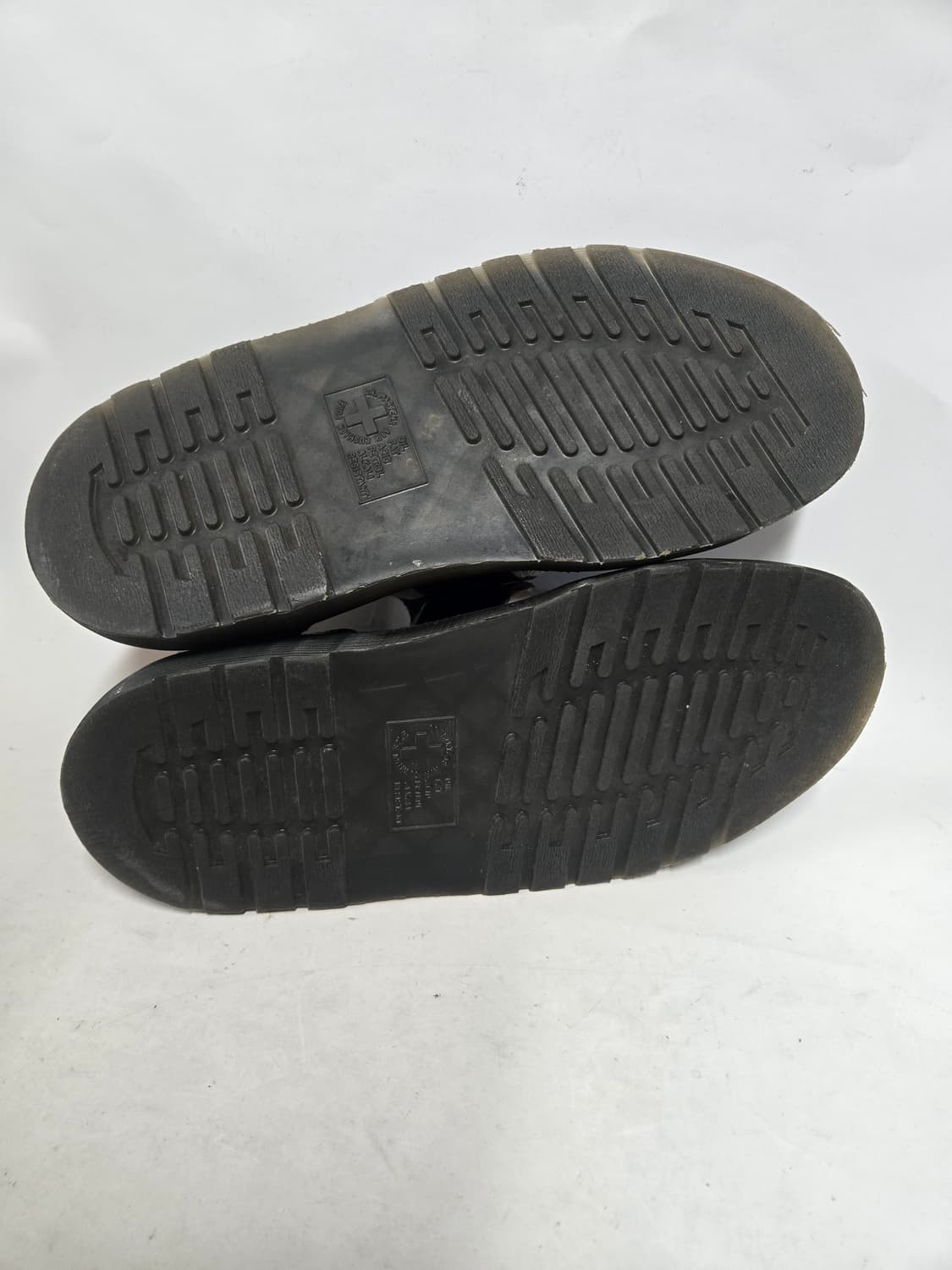 닥터마틴 그리폰  페이턴트 스트랩 샌들 EU38(240) 상품이미지5