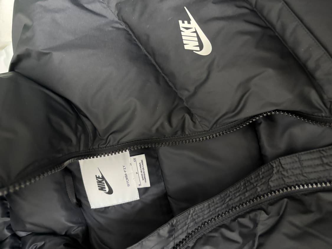 나이키 스톰핏 패딩 상품이미지3