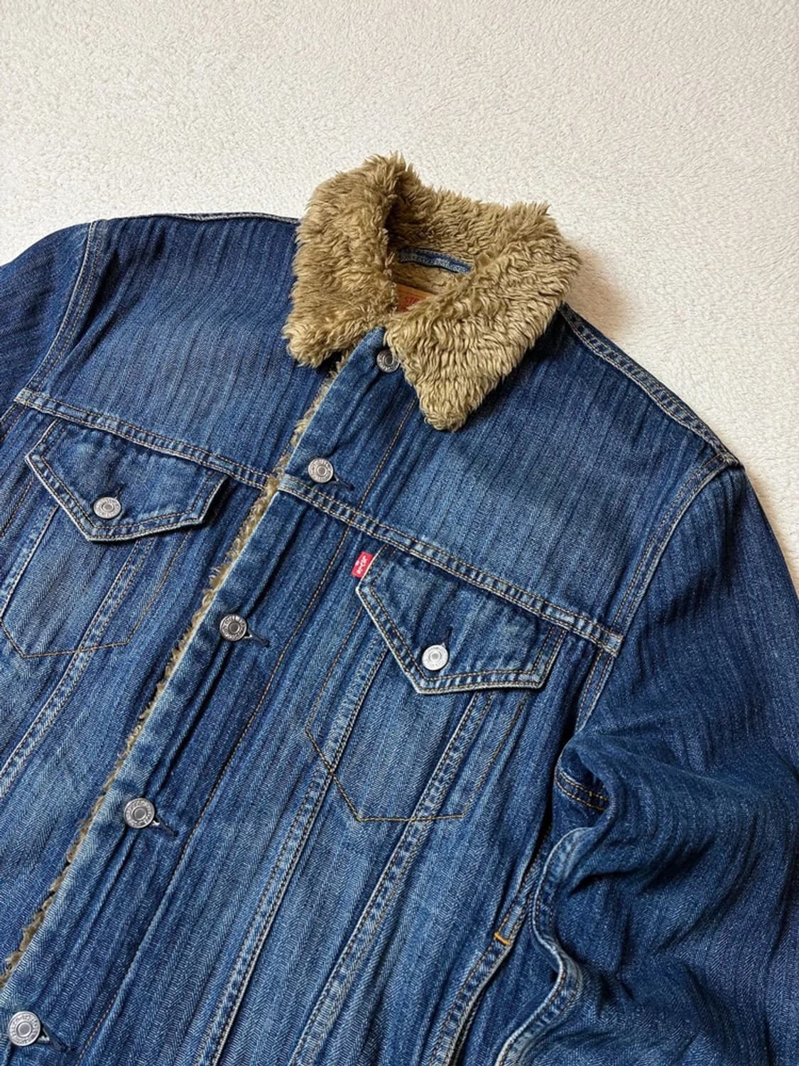 리바이스 00's 양털 워시드 데님 트러커 자켓 PN7931 상품이미지2