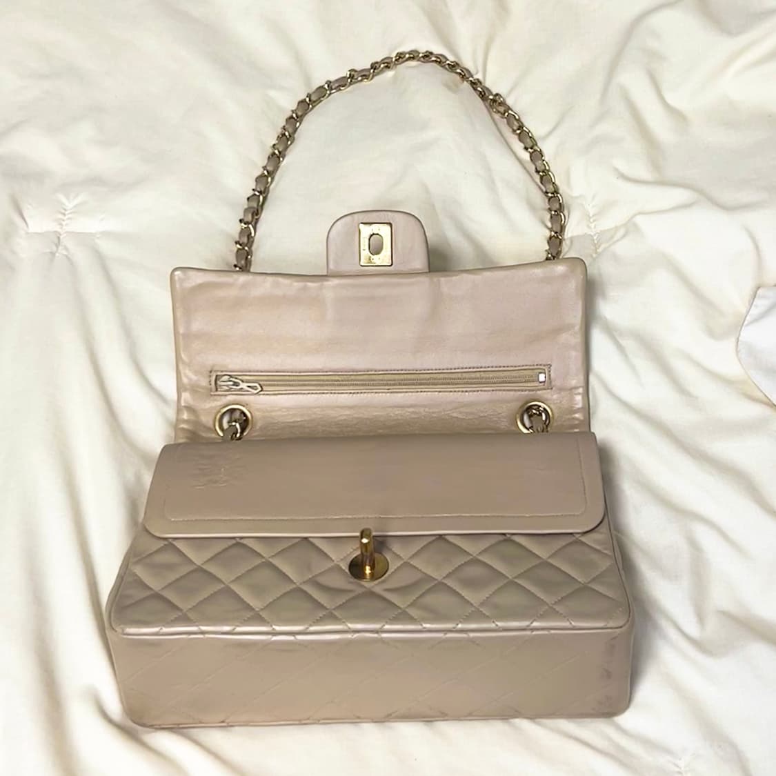 [Chanel Classic] 샤넬 클래식 스몰 베이지 (램스킨) 상품이미지3