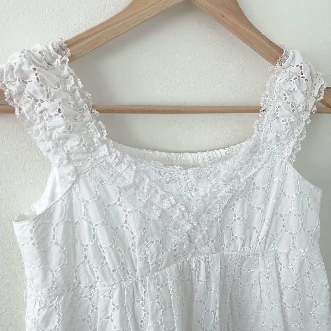 white punching lace dress 상품이미지4
