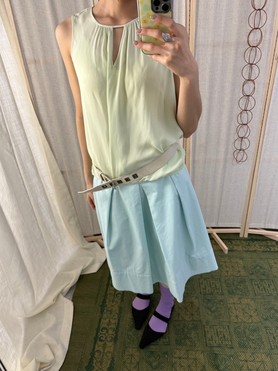 Theory 퓨어실크 민소매 블라우스 상품이미지2