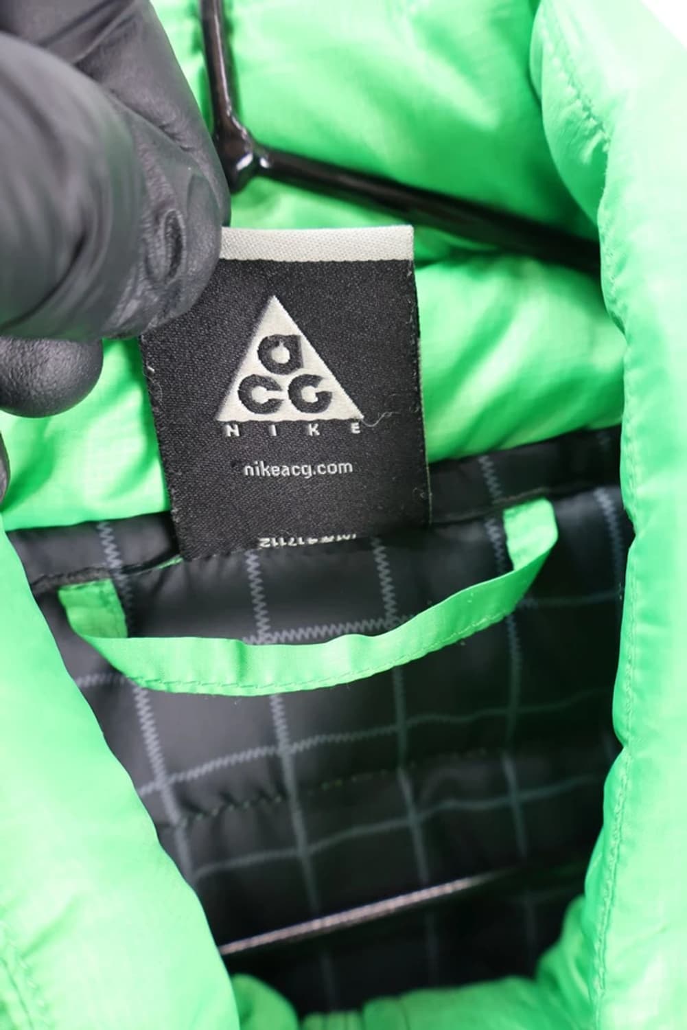 NIKE ACG 네온 라임 구스다운 패딩 상품이미지7