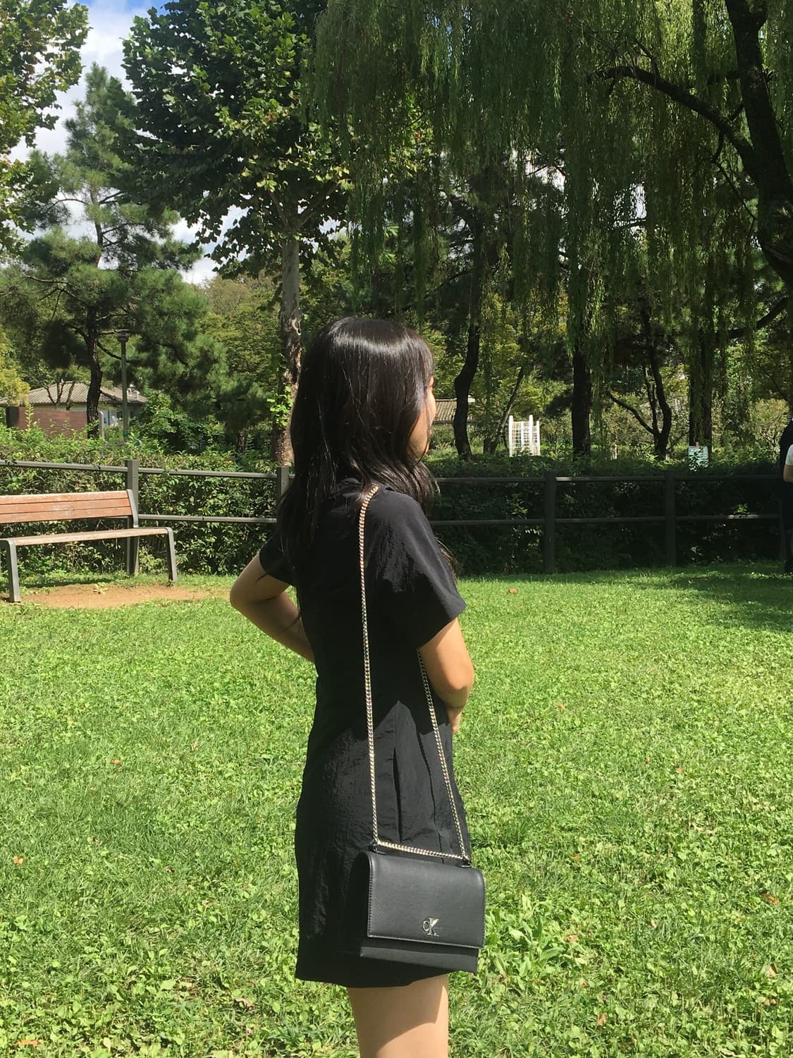 캘빈클라인 미니멀 모노그램 플랩 체인 숄더백 상품이미지4