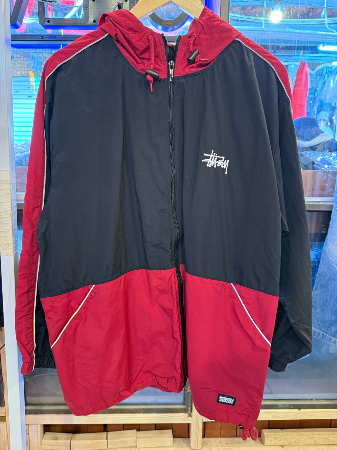 스투시 기어 검빨 배색 바람막이 상품이미지1
