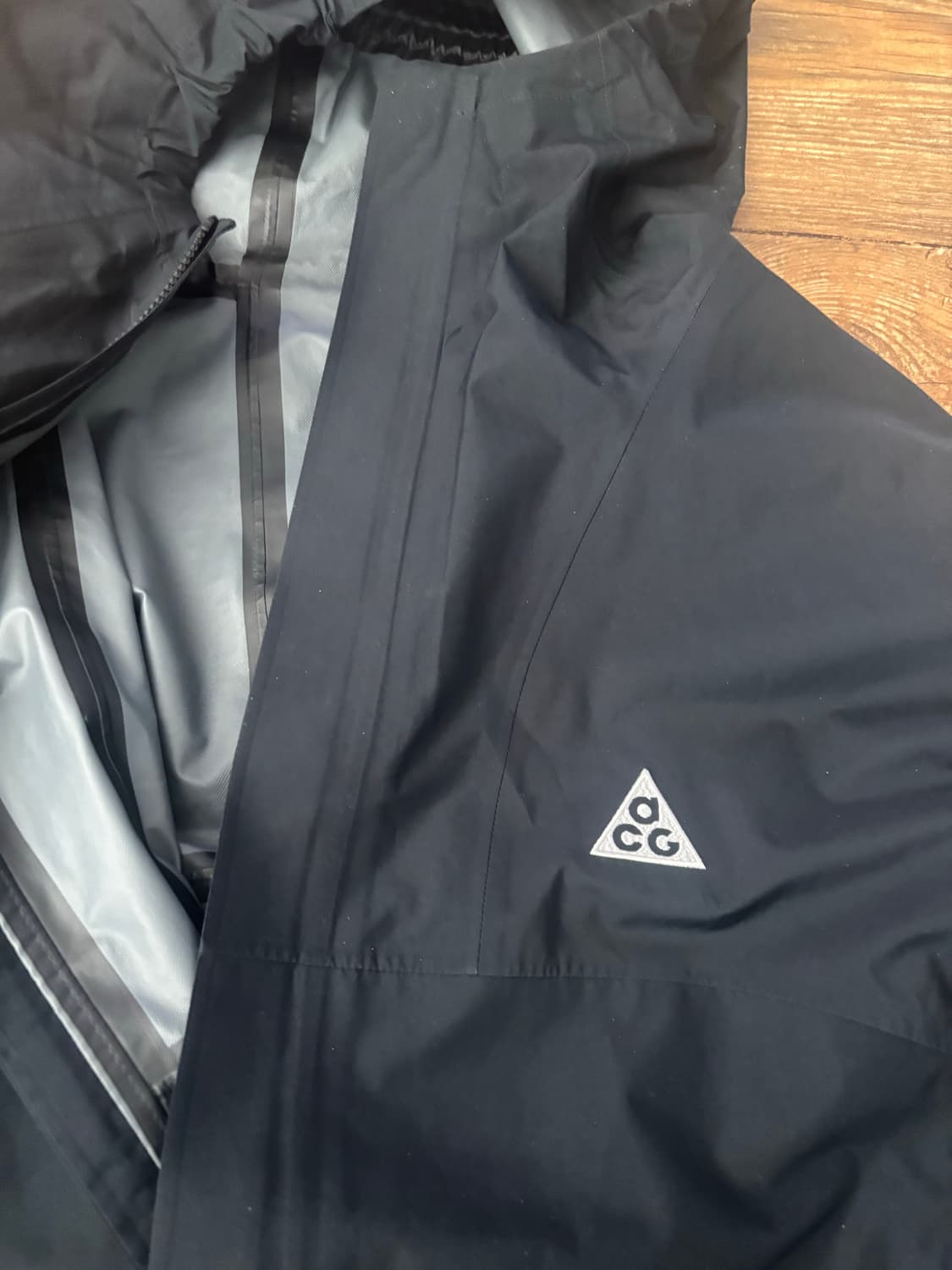 나이키 acg 바람막이 L 상품이미지3