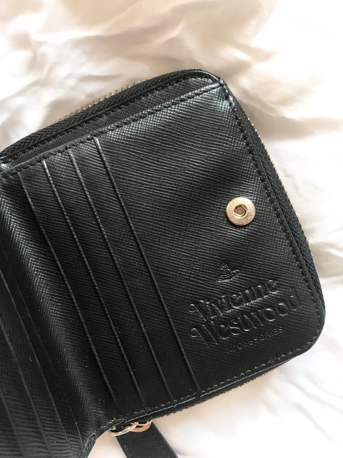 비비안웨스트우드 블랙 반지갑 상품이미지3