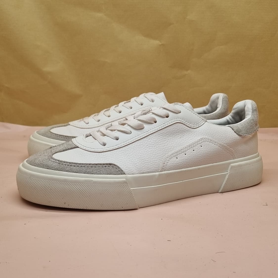 h&m 남성스니커즈 260 상품이미지1