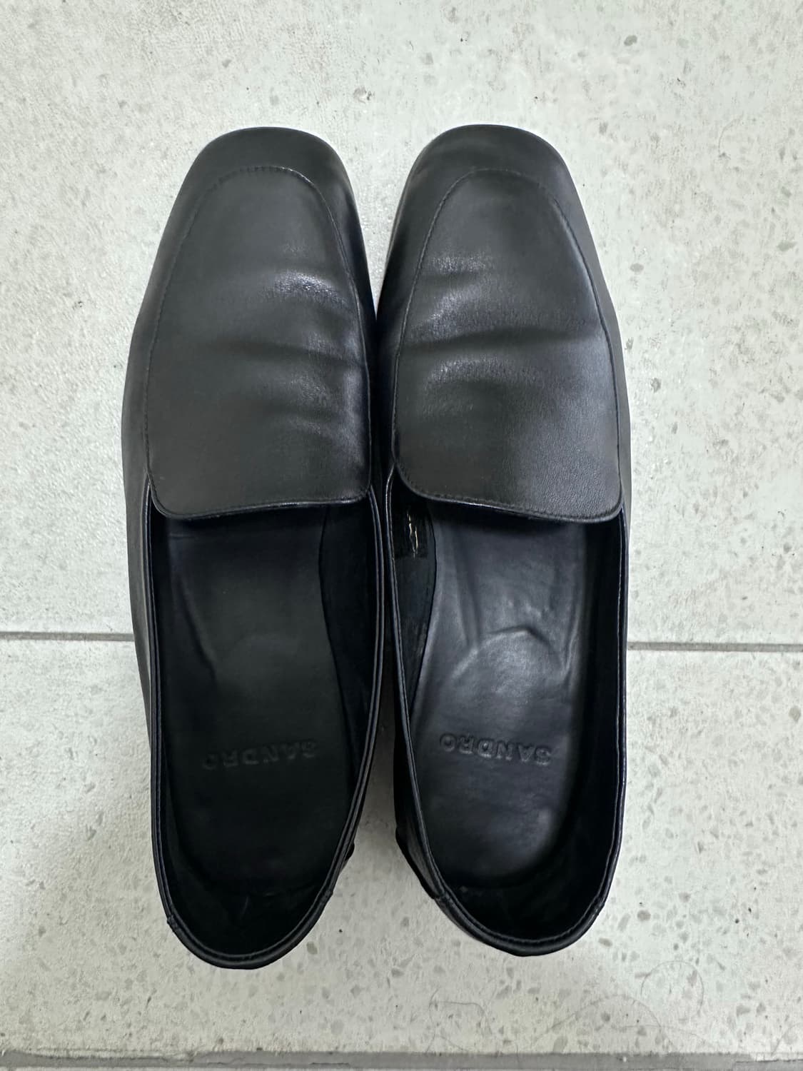 SANDRO 산드로 블랙 레더 슬입온/로퍼 상품이미지1