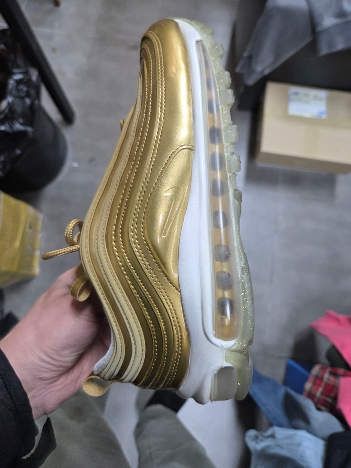 나이키 에어맥스 97 메탈릭골드 240 상품이미지8