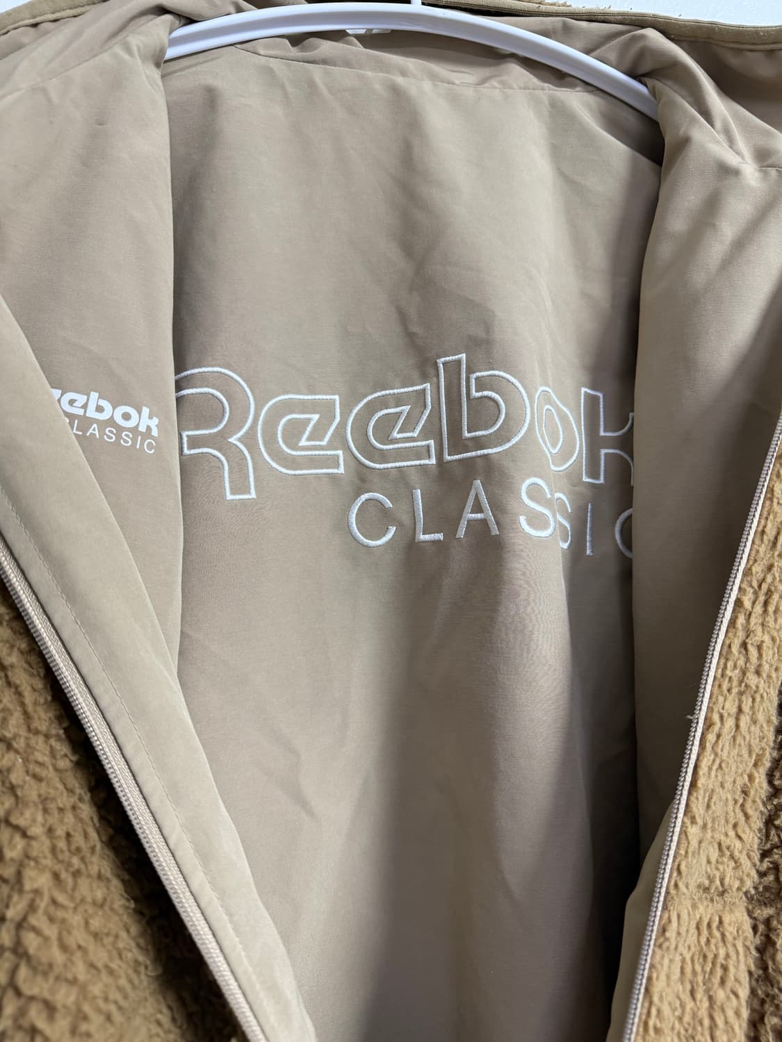 리복 클래식 리버시블 보아 플리스 재킷 상품이미지5