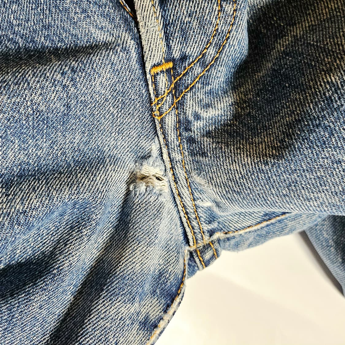 [32][리바이스]90's 501®디스트로이드 오리지널 스트레이트핏 데님 상품이미지7