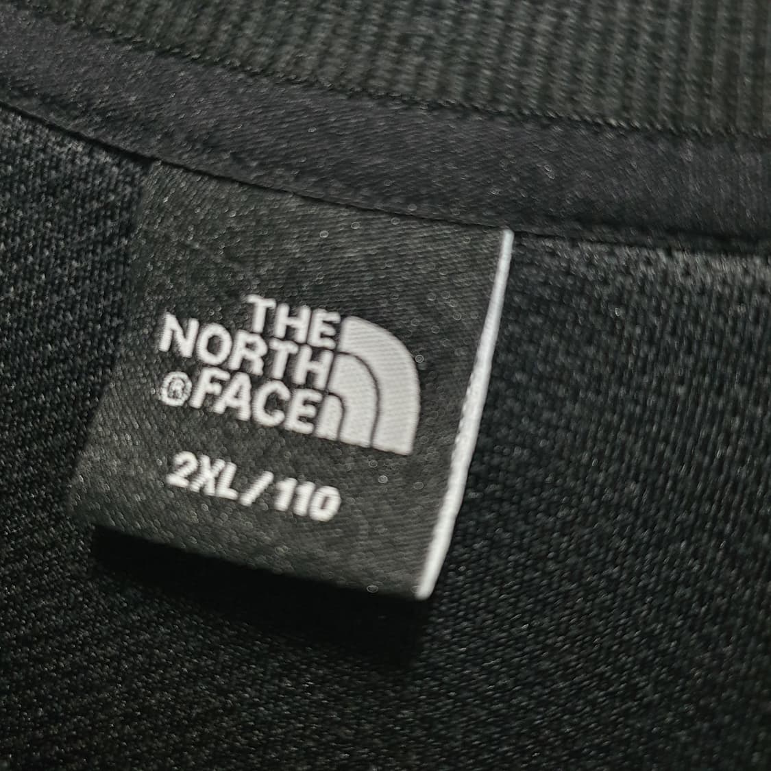 노스페이스 에센셜  포켓 라운드 반팔티  상품이미지4