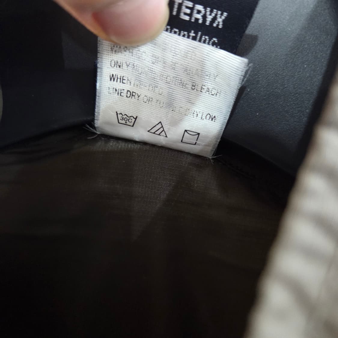 아크테릭스 바람막이 자켓 XL 상품이미지4