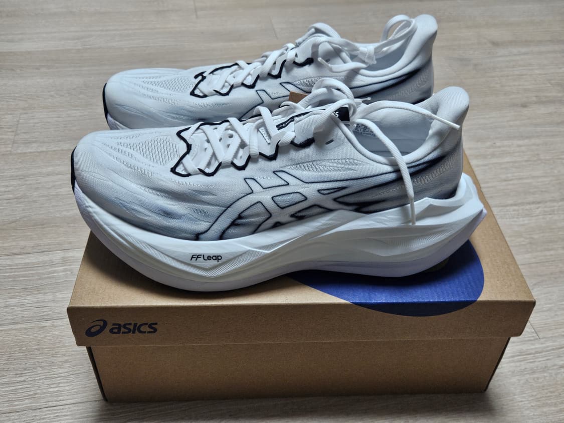 아식스 슈퍼블라스트 3 화이트 블랙 상품이미지3