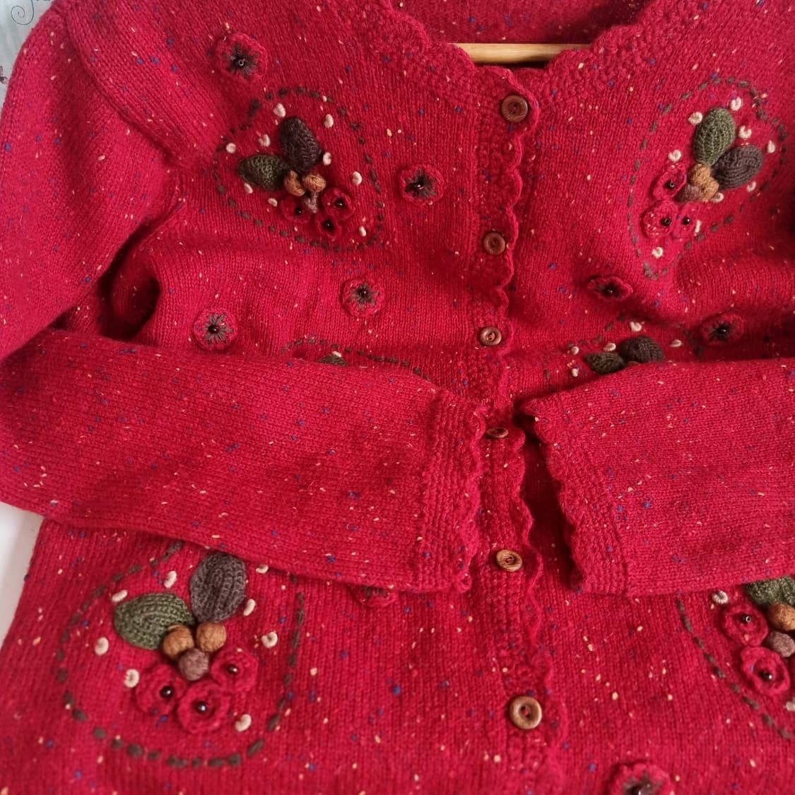Lefumoir 레드 울 니트 가디건  입체 플라워 자수 상품이미지6