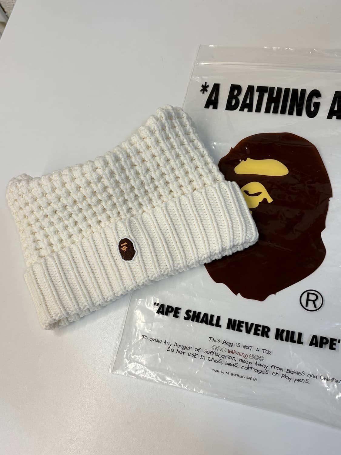 새상품!!!! 베이프 비니 상품이미지2