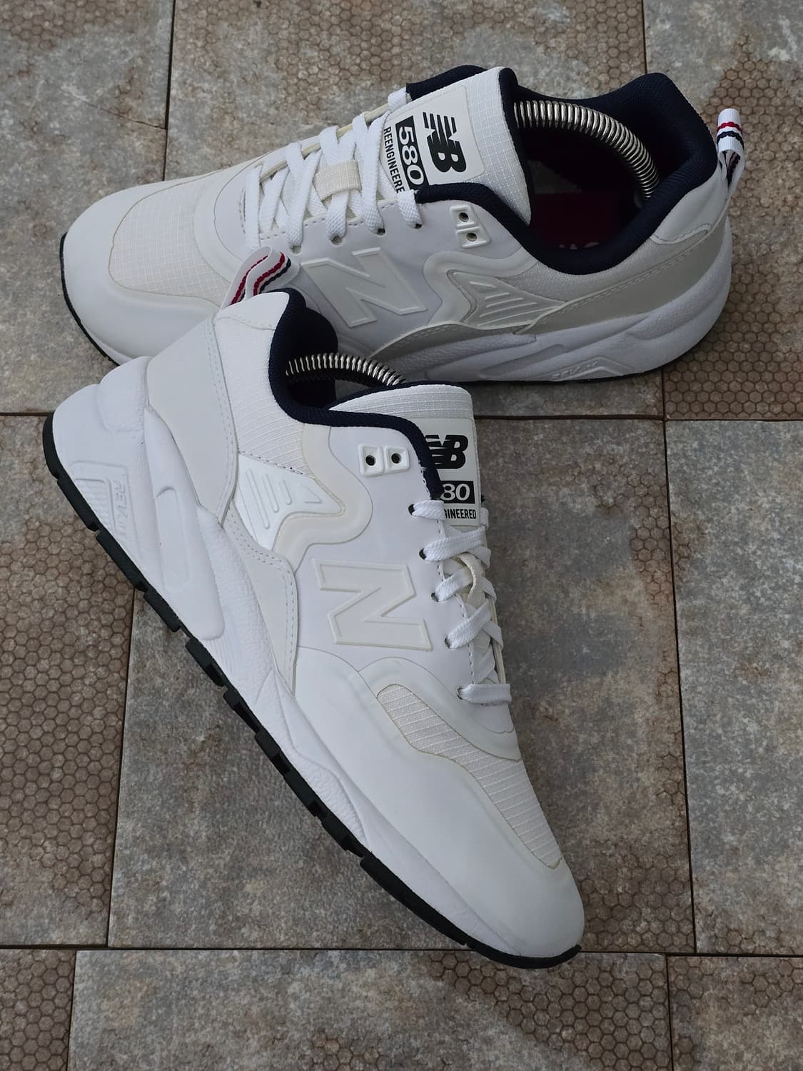 (225)뉴발란스 580 화이트  상품이미지7