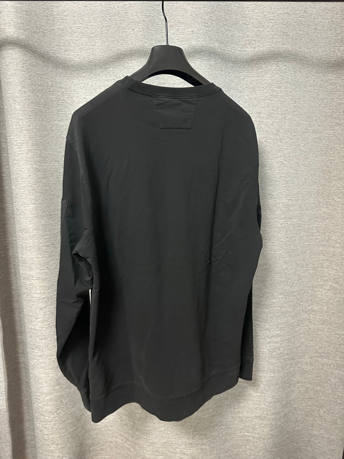 CP컴퍼니 맨투맨 블랙 (XL) 상품이미지2