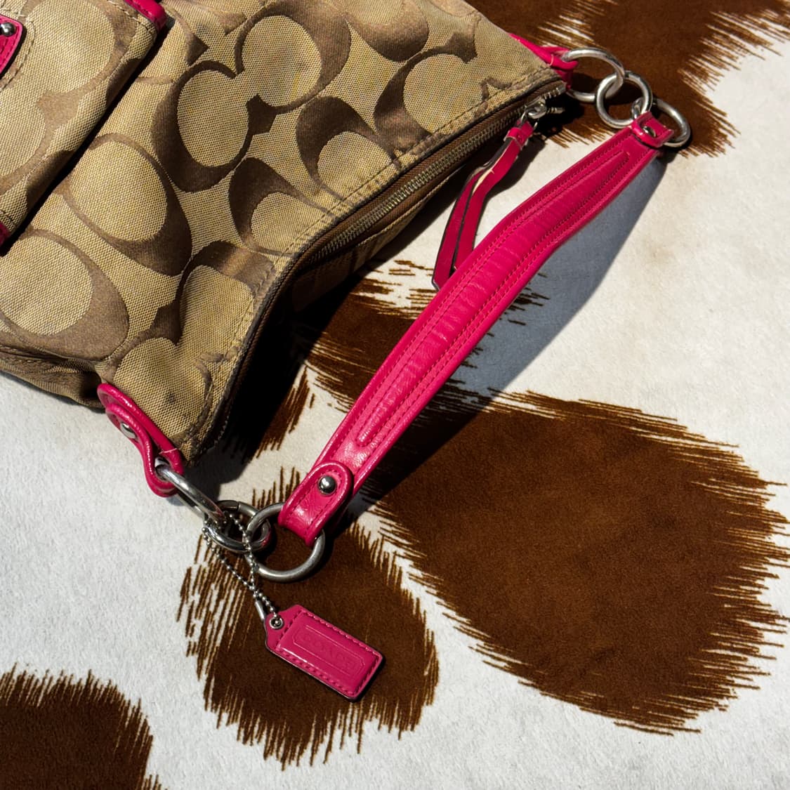 코치 y2k 호보백 숄더백 핑크 베이지 (OS) 상품이미지7