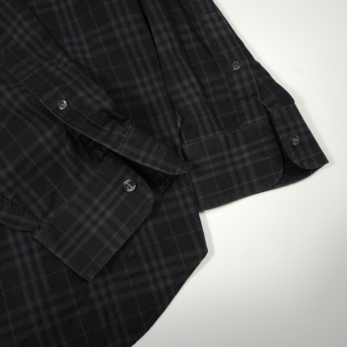 버버리 체크 셔츠  상품이미지4