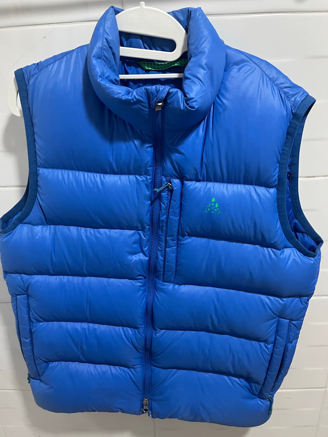 나이키 ACG 다운베스트 상품이미지1