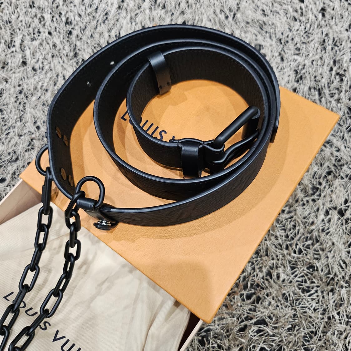 루이비통 버질아블로 체인 레더 모노그램 벨트 상품이미지5