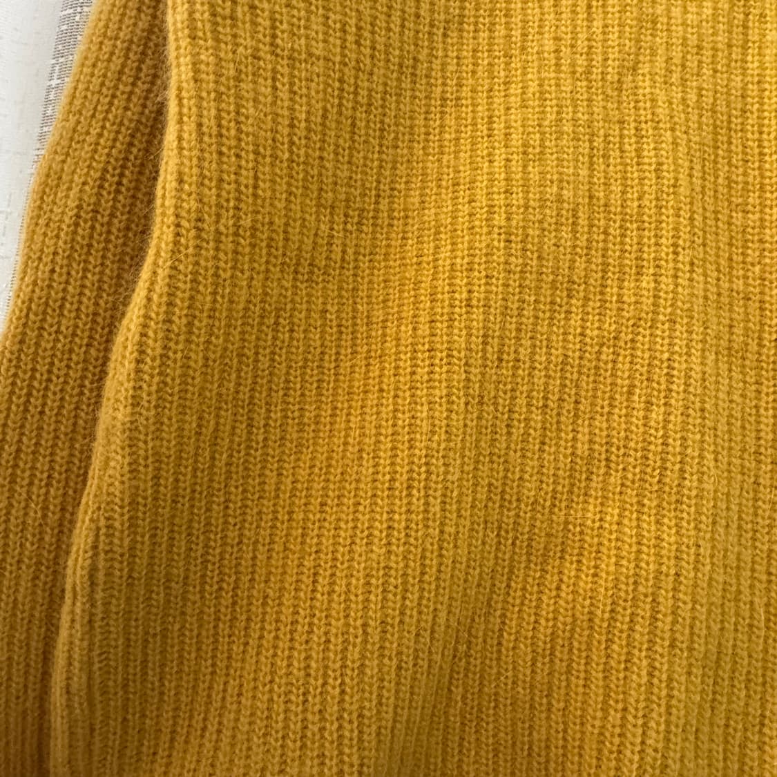 머스타드 포근 긴팔 니트 티셔츠 상품이미지8