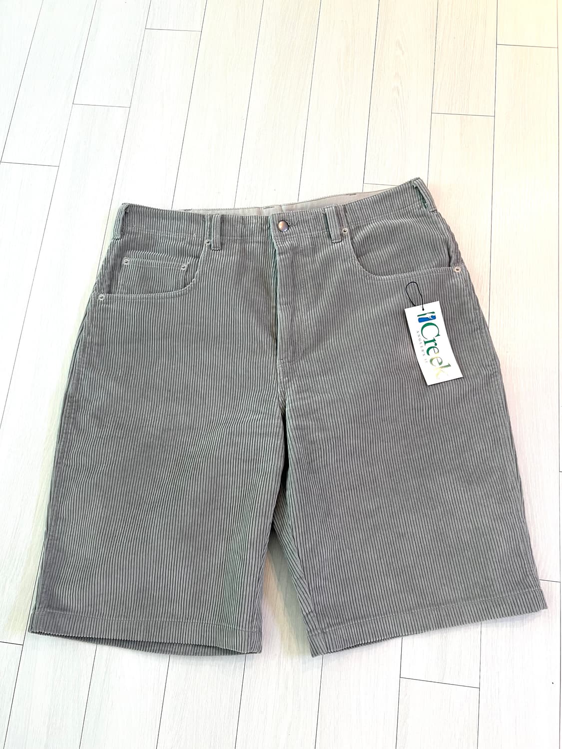 Creek anglers device 코듀로이 쇼츠 상품이미지1