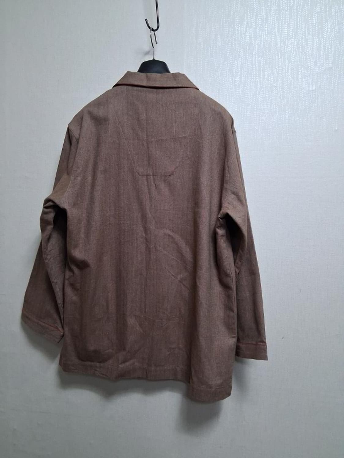 입생로랑 홈웨어 남성 겨울면셔츠 밝은브라운 빨강선 미착용새제품상태 100 상품이미지2