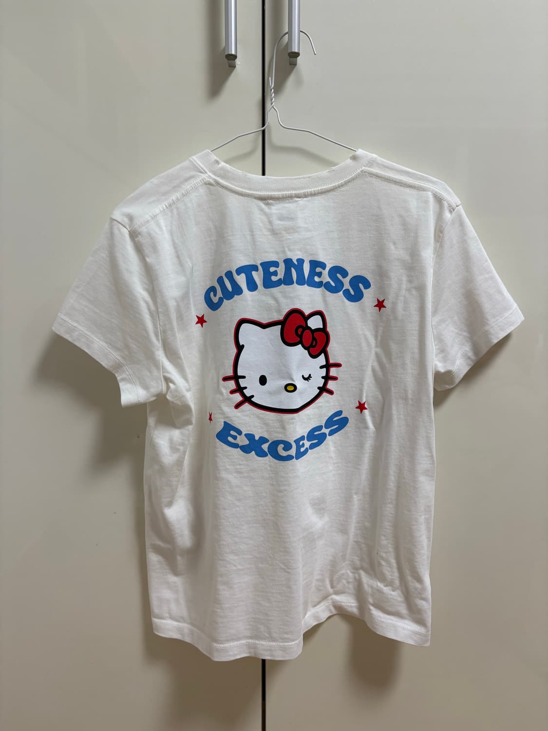 헬로키티 티셔츠 상품이미지2