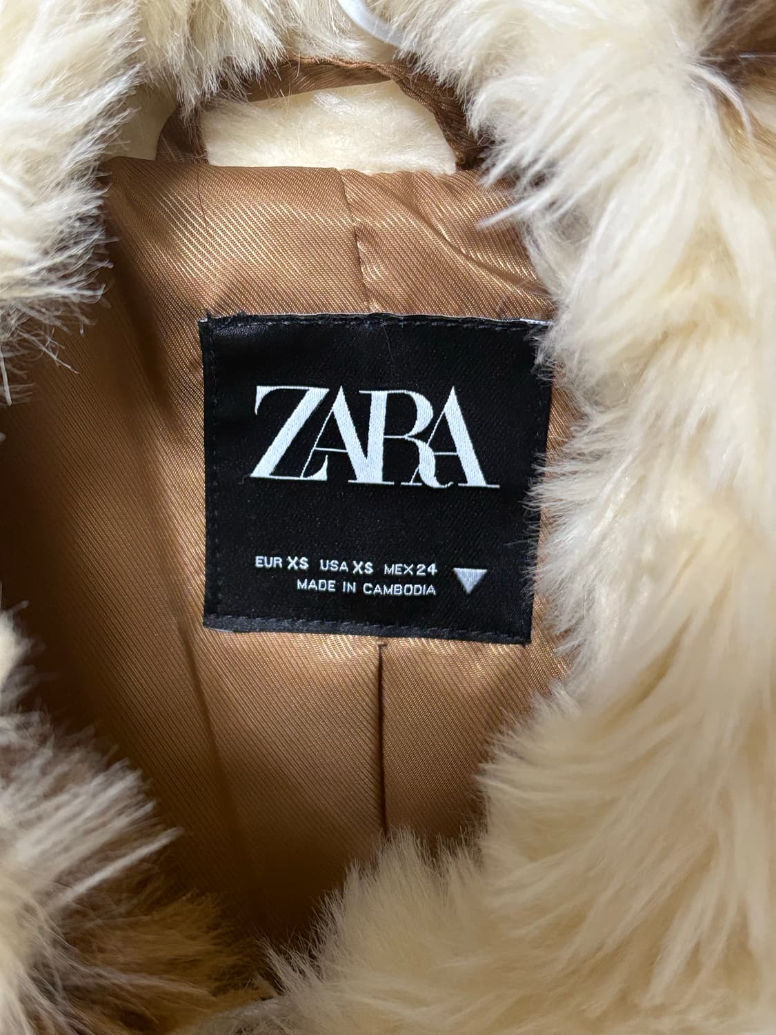 자라 페이크 퍼 자켓 얼룩무늬 상품이미지3