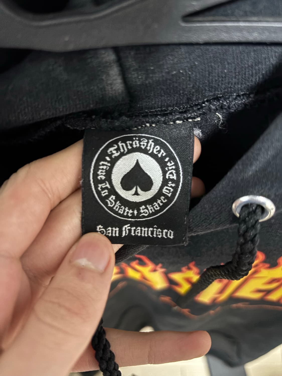 트레셔 불꽃로고 블랙 후드티 L 상품이미지3