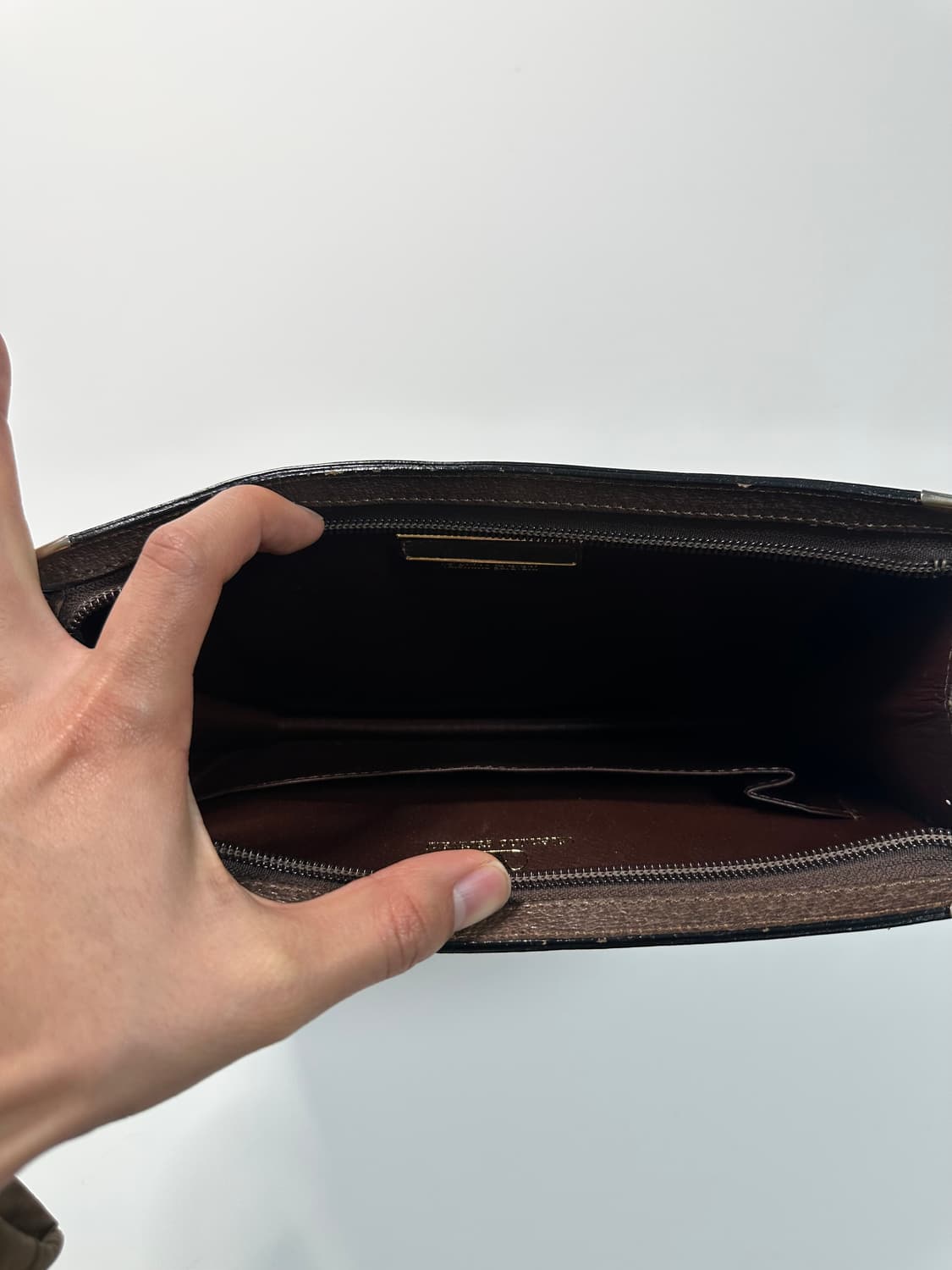 발렌티노 가죽 클러치 상품이미지4