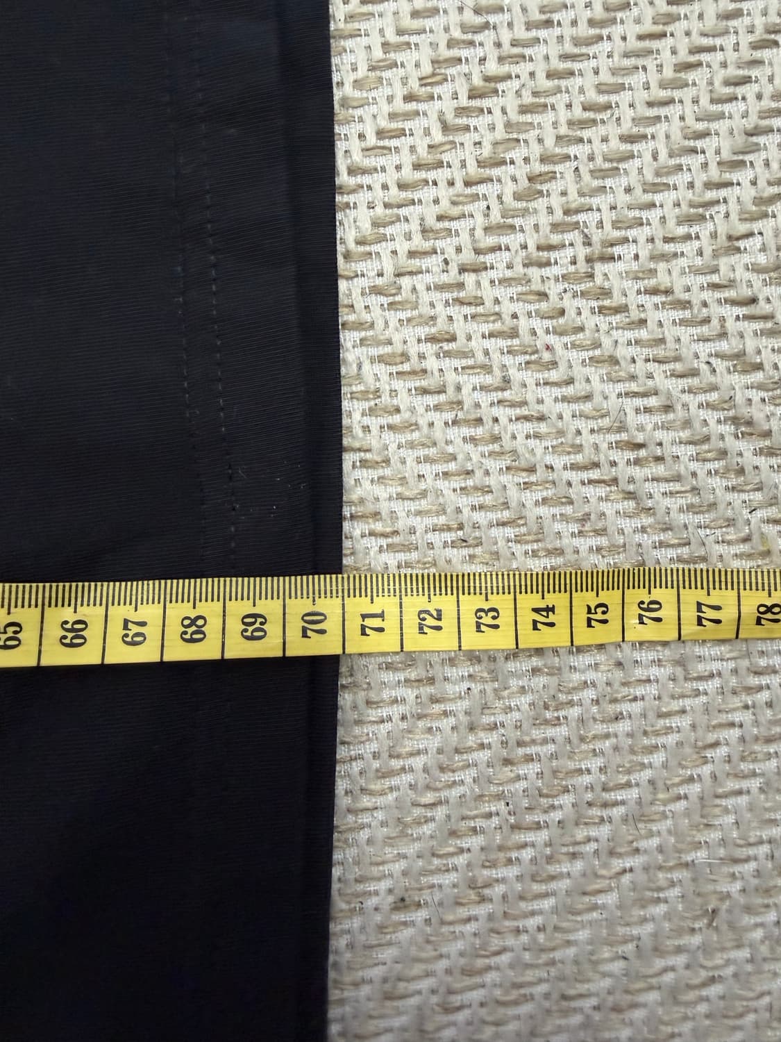 정품) J.W.앤더슨 블랙 로고 반팔 티셔츠 M 상품이미지9