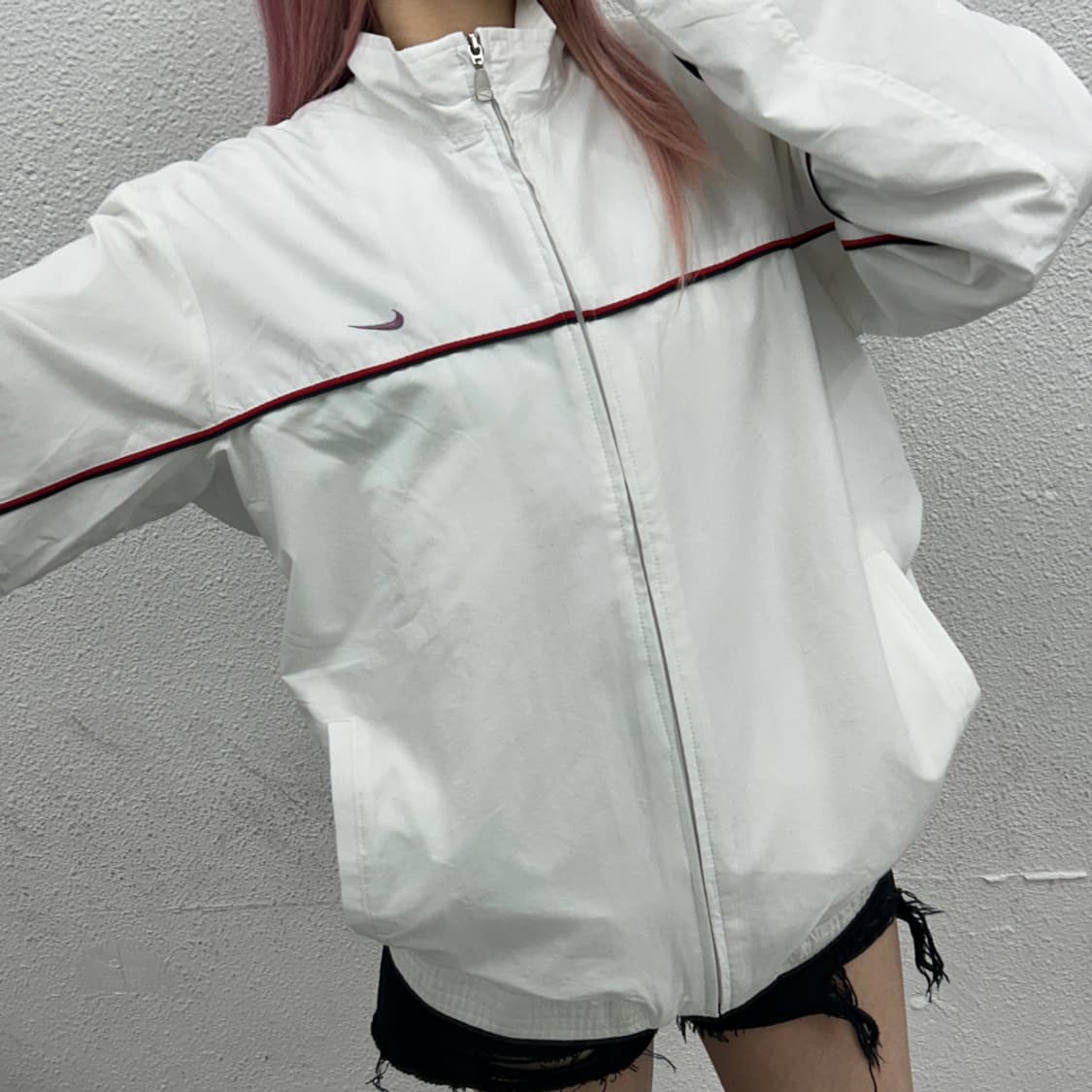 나이키 검빨배색 화이트 바람막이 L 상품이미지2