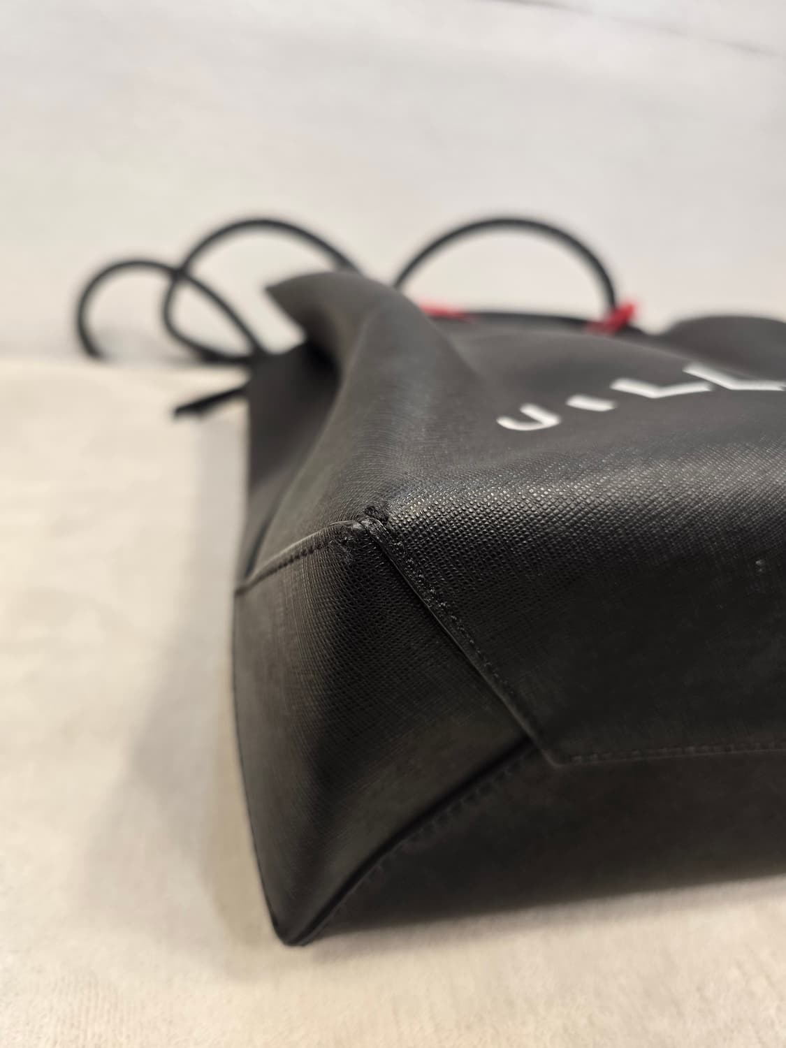 질스튜어트 블랙 소가죽 쇼퍼백 숄더백 상품이미지7