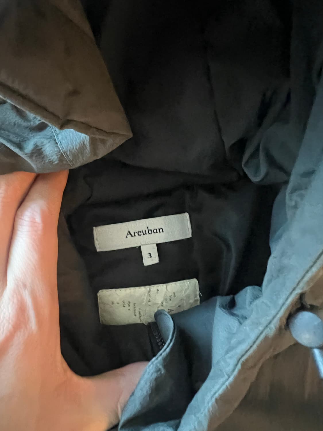 아르반 라이트 쉘 패딩 자켓 차콜 3사이즈 상품이미지3