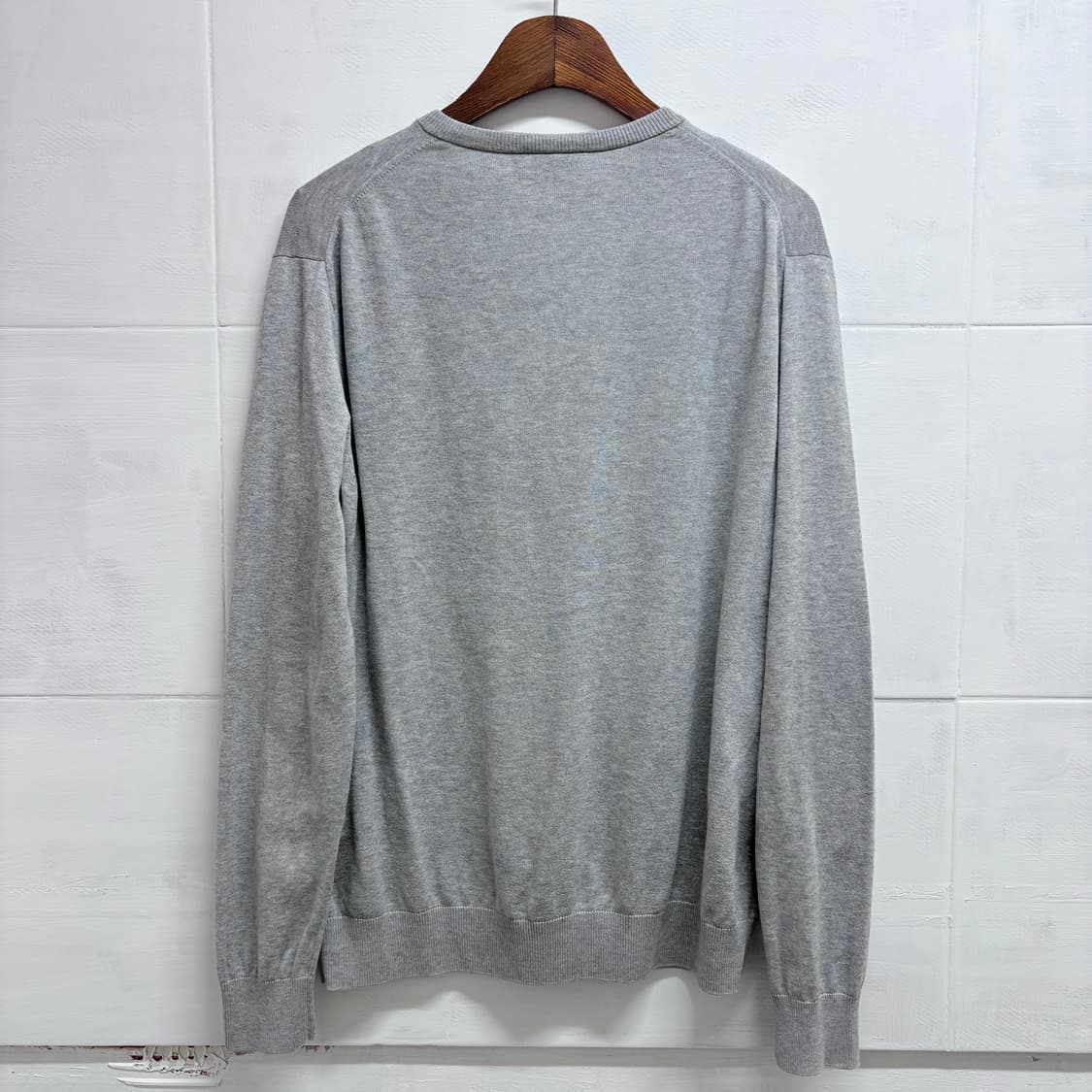 라코스테 라이브 그레이 브이넥 코튼 니트 (105) 상품이미지5