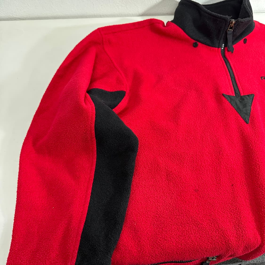 FREE 리복 레드 백로고 올드스쿨 오버핏 후리스 반집업 상품이미지4