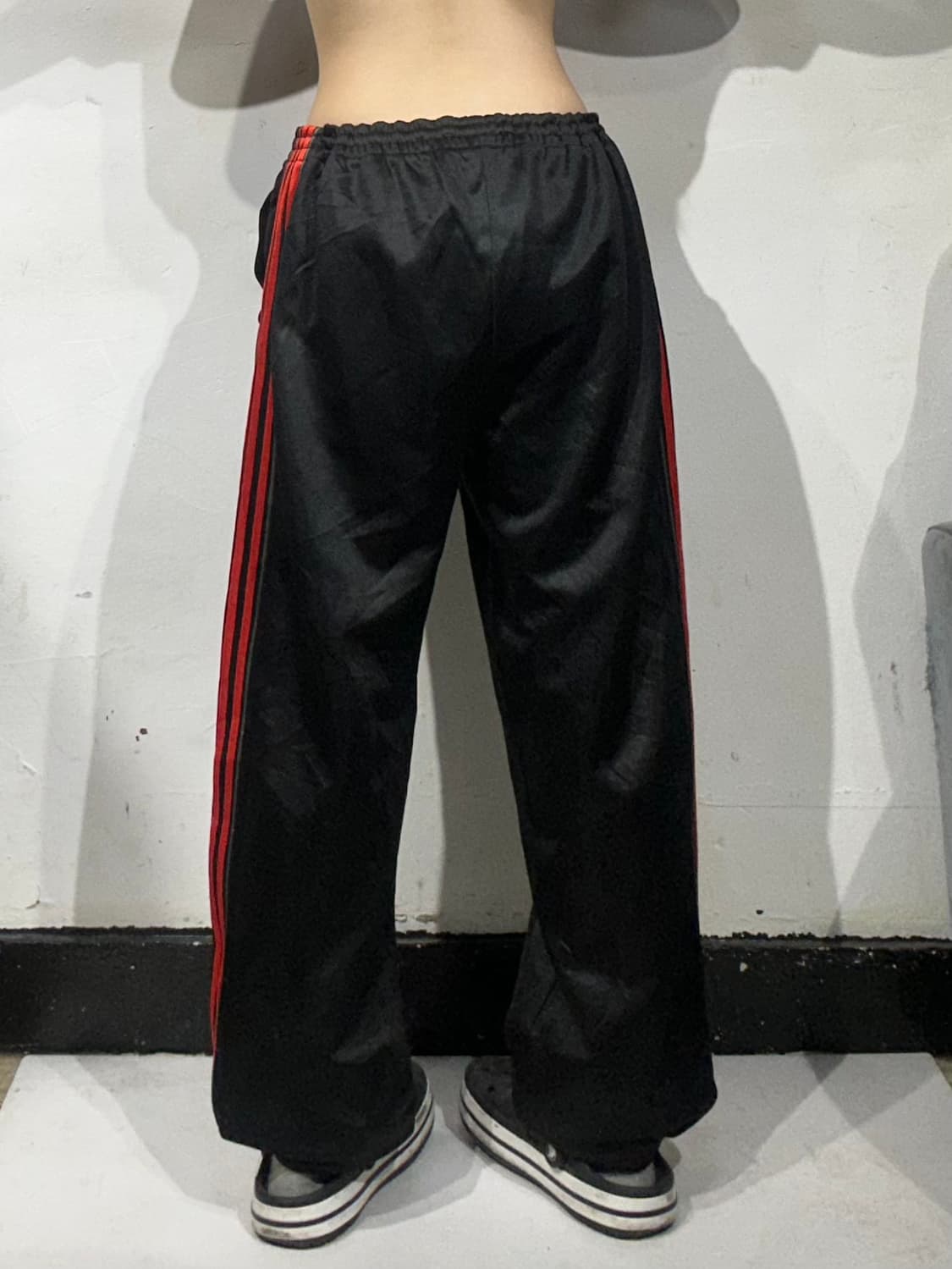 아디다스 블랙 와이드 레드 삼선 스몰 로고 트레이닝 추리닝 바지 L 상품이미지3