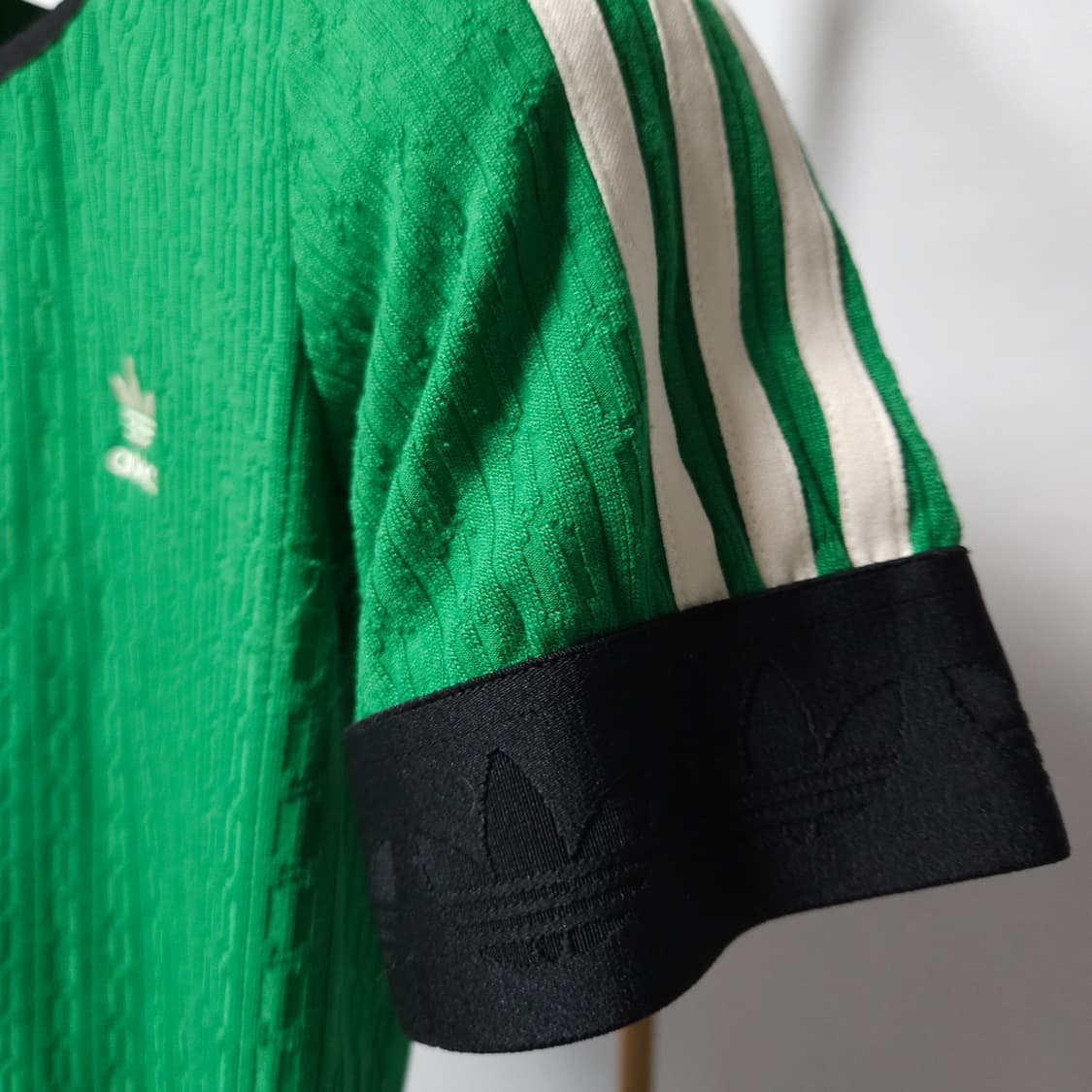 XS ) 아디다스 오리지날 헤리티지 70s 니트 반팔티 상품이미지5