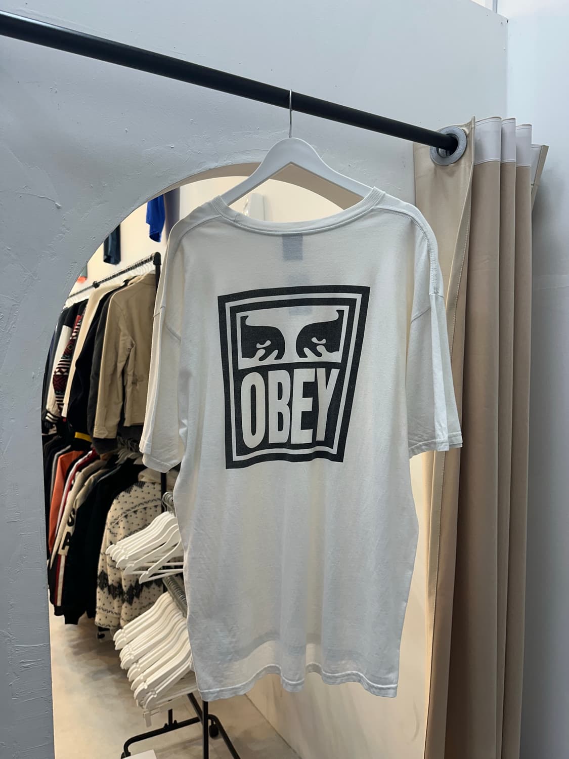 오베이 빅로고 반팔티 상품이미지1
