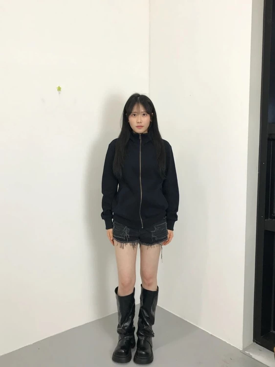 Uniqlo Navy Zip Up Sweat Jacket 상품이미지1