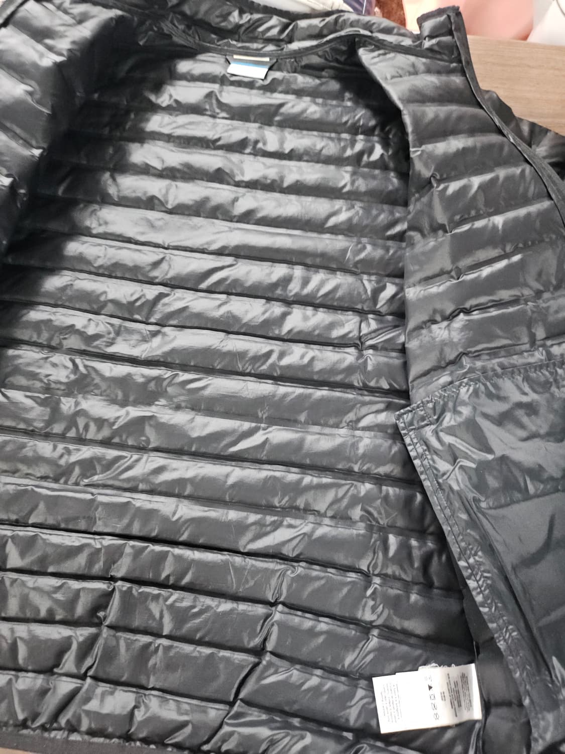 컬럼비아 블랙 경량 패딩 자켓  L 상품이미지2