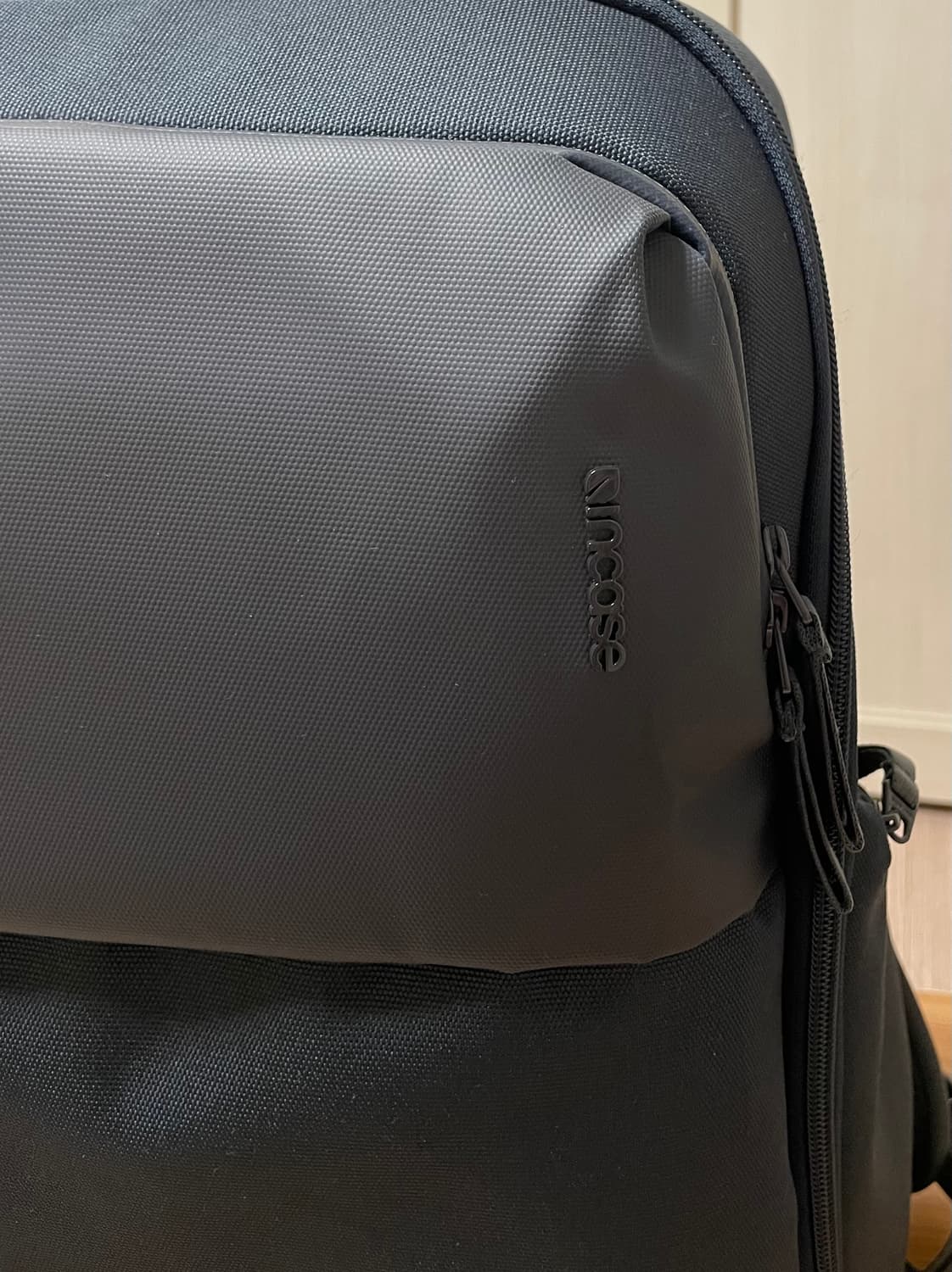 인케이스 노트북 백팩_민트급 상품이미지3