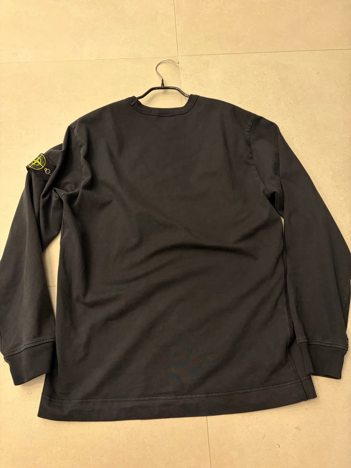 스톤아일랜드 블랙 롱슬리브 상품이미지3