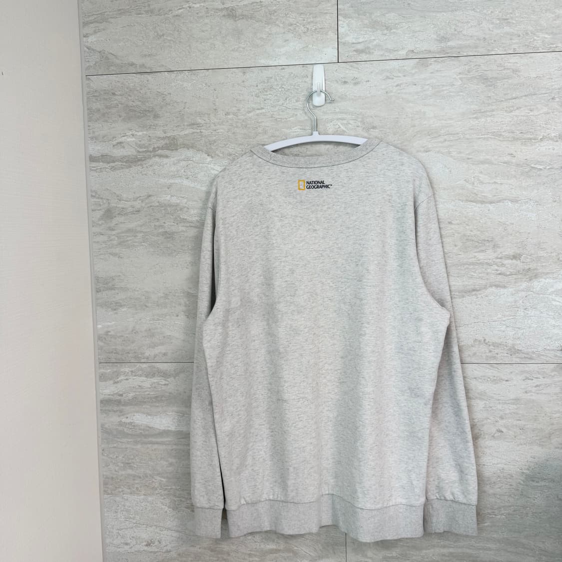 네셔널지오그래픽 맨투맨 상품이미지3