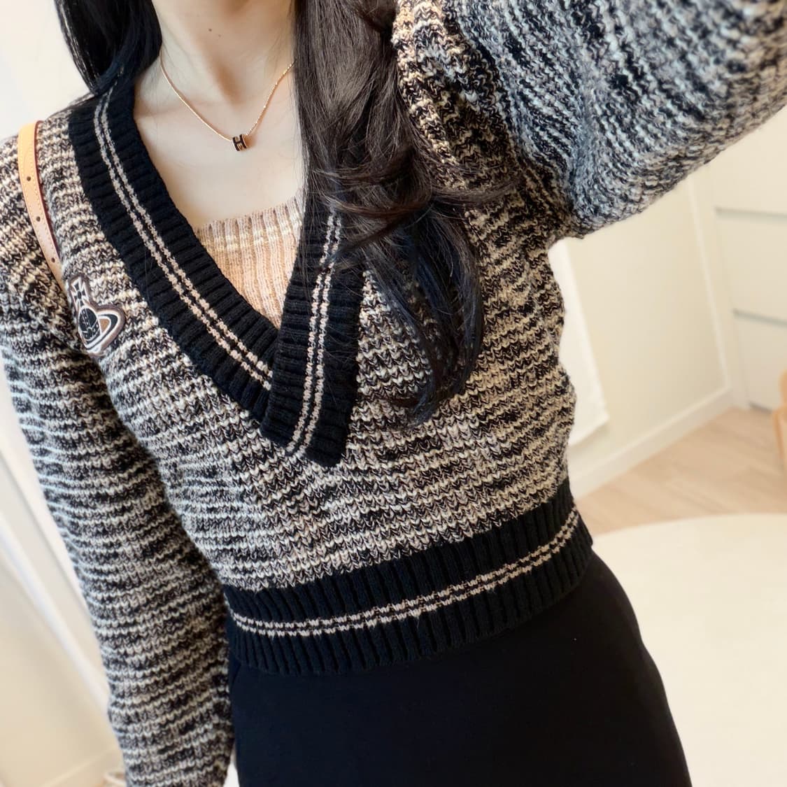 비비안웨스트우드 레드라벨 브이넥 레이어드 니트 상품이미지8